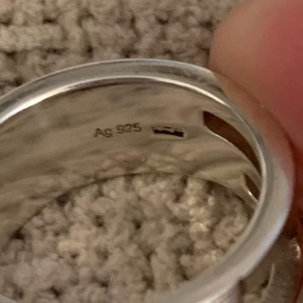 Gucci- .925 Anniversary Ring - Picture 5 of 8